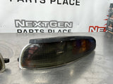 97-04 C5 CORVETTE FRONT LH RH TURN SIGNAL MARKER LIGHTS 16523618 16523617 #VV538