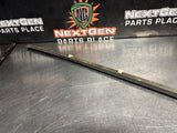 04-06 PONTIAC GTO DRIVER SIDE LH DOOR TO WINDOW WEATHER STRIP SEAL OEM #1438