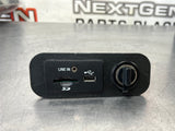 2015 MUSTANG GT SD CARD READER USB AUX LINE IN / LIGHTER SOCKET MODULE  FR3T-14F014-AB OEM #401