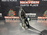2010 CAMARO SS MANUAL BRAKE PEDAL AND BRACKET OEM 92199595 #1524