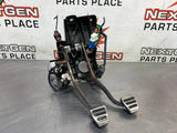2010 FORD MUSTANG SHELBY GT500 HYDRAULIC CLUTCH BRAKE PEDAL ASSEMBLY OEM #672