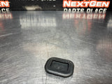 97-04 C5 CORVETTE DOOR BOTTOM ACCESS DRAIN PLUGS 10283990 OEM