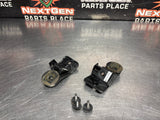 2017 CAMARO SS UPPER RADIATOR HOLD DOWNS 84009865 84009866 OEM #1540