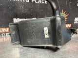 04 - 06 Pontiac gto Windshield Washer RESERVOIR with pump OEM