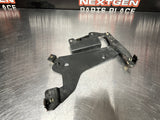 97 - 04 C5 CORVETTE RH PASSENGER SIDE HEADLIGHT BRACKET OEM 16523682 #708