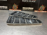 2013 FORD MUSTANG GT EXTERIOR REAR WINDOW LOUVERS WHITE OEM #1588