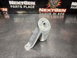 2006 C6 CORVETTE RH MOTOR MOUNT BRACKET OEM 10349965 #1407