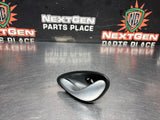 04-06 PONTIAC GTO LH DRIVER SIDE INTERIOR DOOR HANDLE 92055321 OEM #1191