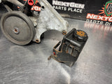 97-04 C5 CORVETTE POWER STEERING PUMP RESERVOIR/ BRACKET OEM #1433