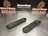 08 09 PONTIAC G8 GT HOOD VENT DUCT INSERTS LH RH OEM 92218425 92218424 #716
