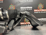01-06 GMC YUKON ESCALADE SIERRA SILVERADO AIR INTAKE AIRBOX 5.3 6.0 OEM #W396