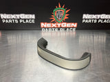 2009 CHEVY SILVERADO LTZ 2500HD LH DRIVER SIDE INTERIOR DOOR GRAB HANDLE OEM 718