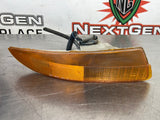 2001 CAMARO Z28 RH PASSENGER SIDE FRONT MARKER LIGHT with PIGTAIL OEM #329
