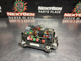 2006 CHEVY SILVERADO 6.0 GAS FUSE RELAY BOX 15115615-02 OEM #4059