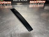 04 -06 PONTIAC GTO EXTERIOR B PILLAR WINDOW TRIM RH SIDE 92093111 OEM #1306