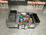 2015 CHEVY SILVERADO 3500 RH DASH FUSE BOX 23443944-02 #814