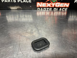 97-04 C5 CORVETTE DOOR BOTTOM ACCESS DRAIN PLUGS 10283990 OEM