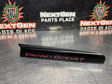 10-13 C6 CORVETTE GRAND SPORT RIGHT FRONT FENDER EMBLEM 20896716 OEM #1409