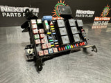 2004 FORD F350 6.0 FUSE BOX OEM 3C3T-14A067-ED #810