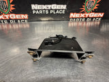 97-04 C5 CORVETTE CONVERTIBLE WATERFALL LATCH RELEASE W BRACKET 16642209 #1374