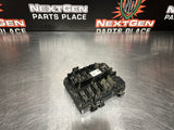 2015 GMC SIERRA 2500HD UNDER DASH FUSE JUNCTION BOX 20813086 OEM #829