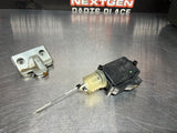 04-06 PONTIAC GTO TRUNK LATCH AND RELEASE OEM #784