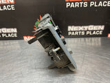 2011 GMC SIERRA DIESEL 6.6 UNDERHOOD FUSE BOX 22798216 OEM #1090