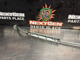 04-06 PONTIAC GTO REAR BUMPER GUIDE CENTER BRACKET 92049262 OEM #1438