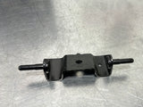 05-14 FORD MUSTANG REAR SEAT CENTER HINGE OEM 5R33-6360615-AA #393