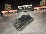 10-15 CAMARO SS RH RADIATOR SIDE BAFFLE DUCT OEM 92233112