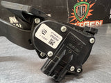 2008 CHEVY SILVERADO 2500HD GAS PEDAL 25832864 OEM #1638
