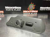 2004 CHEVY DURAMAX LLY LH DRIVER SIDE SEAT TRIM SWITCH ASSEMBLY OEM #820