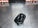 97-04 C5 CORVETTE FOG LIGHT / REAR COMPARTMENT RELEASE SWITCH 12135155 OEM #742