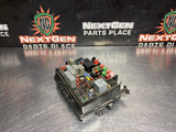 2006 CHEVY SILVERADO 6.0 GAS FUSE RELAY BOX 15115615-02 OEM #4059