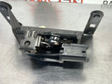 97-04 C5 CORVETTE CONVERTIBLE WATERFALL LATCH RELEASE WITH BRACKET 16642400 #361