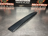 04 -06 PONTIAC GTO EXTERIOR B PILLAR WINDOW TRIM LH SIDE 92093111 OEM #1027