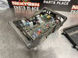2015 CHEVY SILVERADO 3500 DURAMAX ENGINE BAY FUSE BOX OEM #814