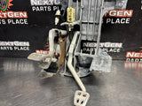 97-04 C5 CORVETTE MANUAL PEDAL ASSEMBLY NO GAS PEDAL 10402879 OEM #1433
