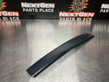 04 -06 PONTIAC GTO EXTERIOR B PILLAR WINDOW TRIM LH SIDE 92093111 OEM #762