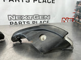97-04 C5 CORVETTE FRONT LH RH TURN SIGNAL MARKER LIGHTS 16523618 16523617 #VV538