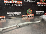 04-06 PONTIAC GTO REAR BUMPER GUIDE CENTER BRACKET 92049262 OEM #1438