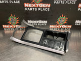 2006 PONTIAC GTO CENTER CONSOLE SHIFTER BEZEL TRIM PANEL OEM 92166193 #1025