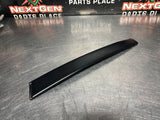 04 -06 PONTIAC GTO EXTERIOR B PILLAR WINDOW TRIM RH SIDE 92093111 OEM #1306