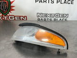 97-04 C5 CORVETTE FRONT LH TURN SIGNAL MARKER LIGHT OEM 16523617 #VV545
