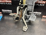 97-04 C5 CORVETTE MANUAL PEDAL ASSEMBLY NO GAS PEDAL 10402879 OEM #1433