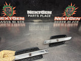 08-09 PONTIAC G8 FRONT RH AND LH TURN SIGNAL MARKER LIGHTS #1423