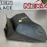 97-04 C5 CORVETTE FENDER INSERT PASSENGER SIDE RH 10289552 VV422