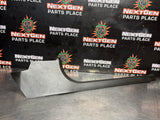 2006 C6 CORVETTE RH INNER DOOR SILL TRIM COVER USED OEM 15266740 #1407