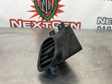 97-04 C5 CORVETTE DASH VENT RH OUTER 10406516 OEM #VV633
