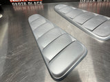 10-14 FORD MUSTANG GT EXTERIOR AIR VENTS REAR WINDOW LOUVRE SILVER OEM #763